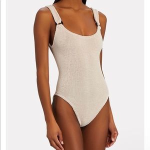 HUNZA G
Domino One-Piece Swimsuit